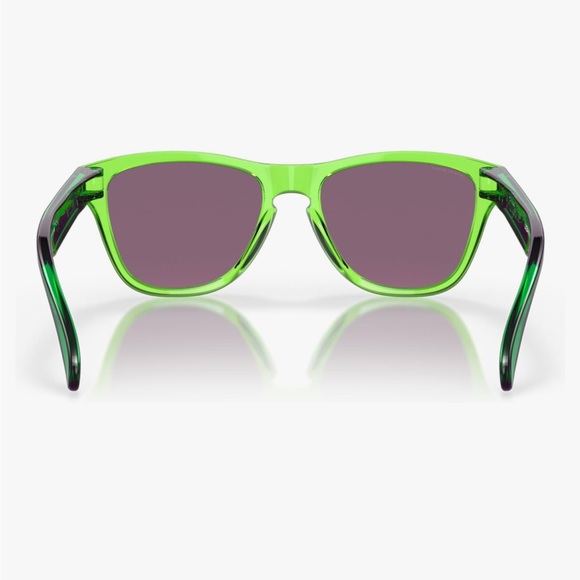 Kids lime green REAL Oakley sunglasses! Xxs never been worn! Brand new - Picture 13 of 14